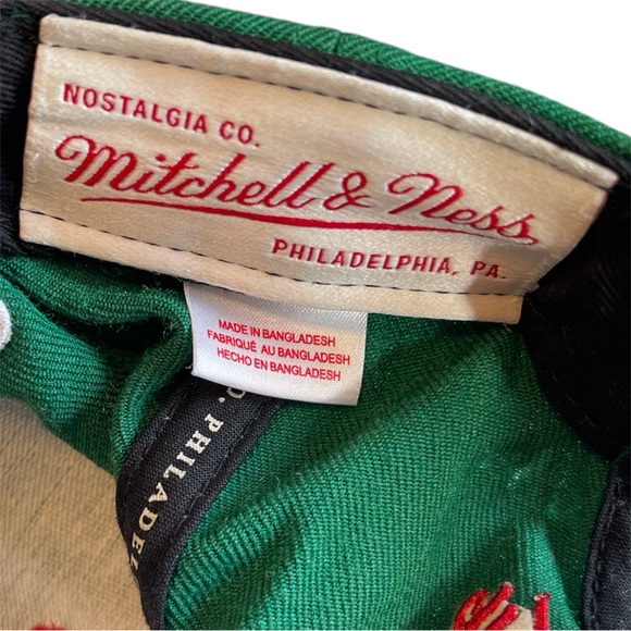 Mitchell & Ness Milwaukee‎ Bucks Embroidered Green Cap with Red Details One Size - Picture 4 of 6